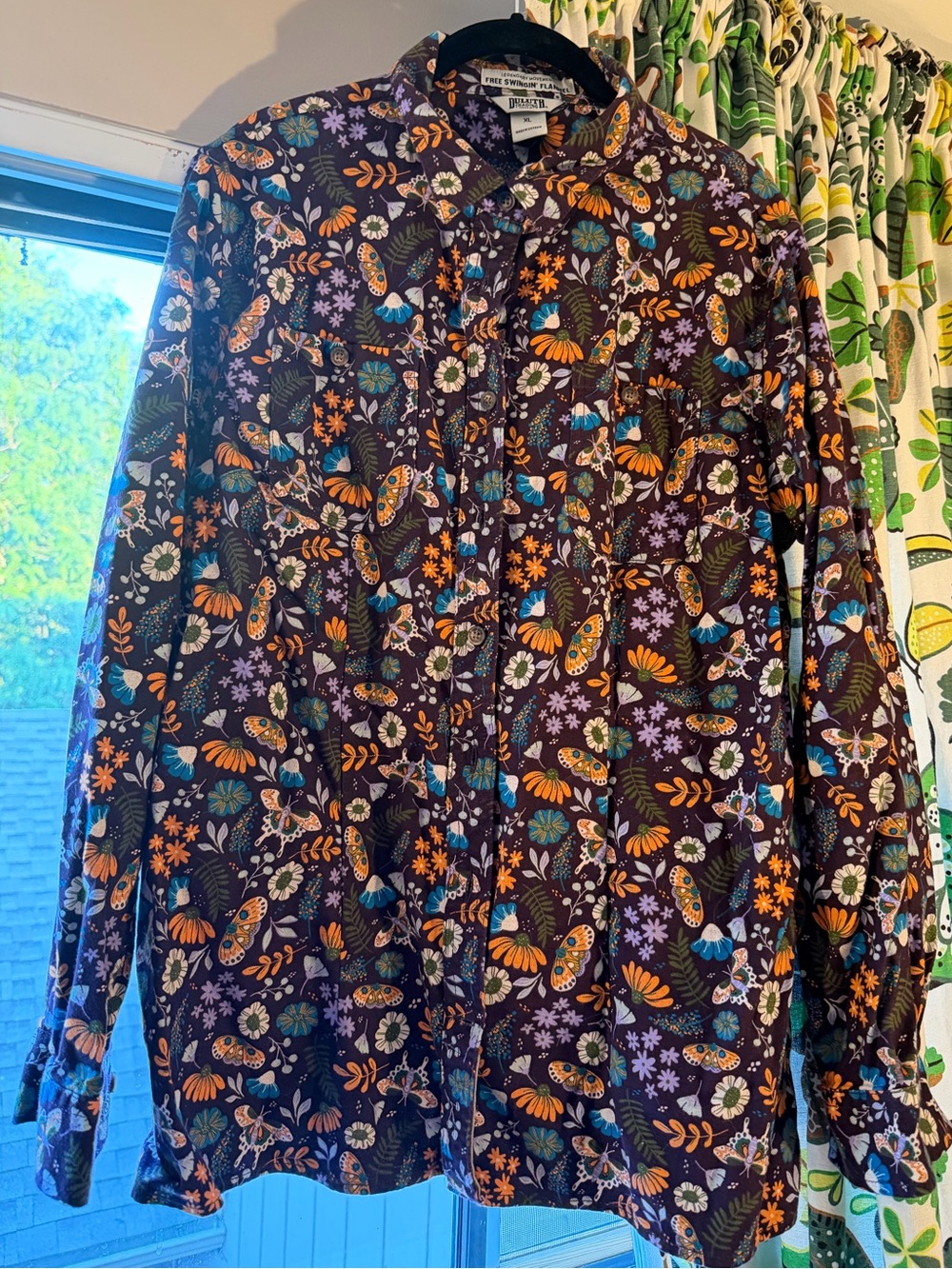 Duluth Trading Co. Free Swingin’ Flannel Floral MOTH Butterfly Shirt, XL